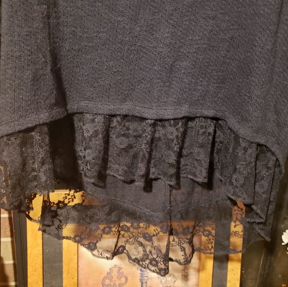 Almost Famous slightly sheer sweater - Picture 2 of 9